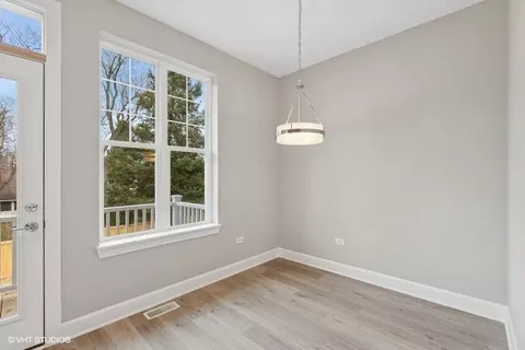 Dining - 120 E Main St #2-1, Cary, IL 60013 photo 1 of 1