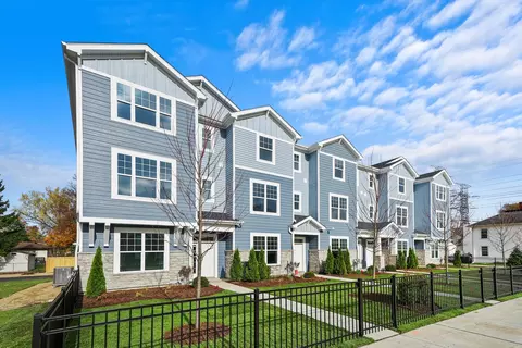 120 E Main St #2-1, Cary, IL 60013