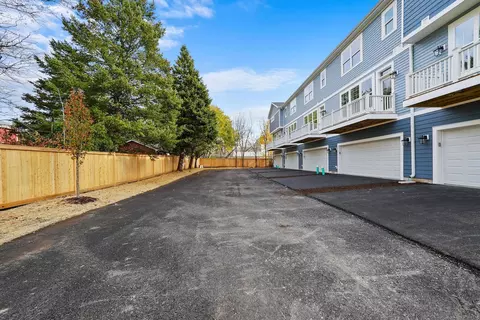 Exterior - 120 E Main St #2-1, Cary, IL 60013 photo 6 of 7