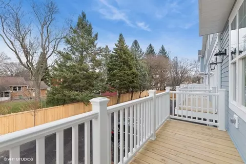 Exterior - 120 E Main St #2-1, Cary, IL 60013 photo 3 of 7