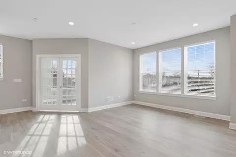 Living - 120 E Main St #2-1, Cary, IL 60013 photo 3 of 3