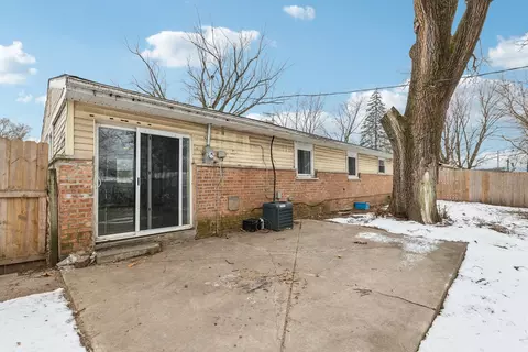 Exterior - 2716 Lancaster Dr, Markham, IL 60428 photo 2 of 3
