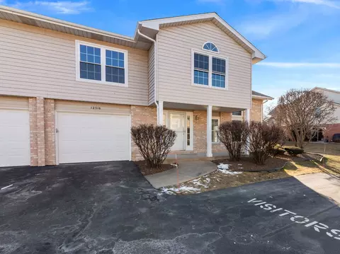 12516 S Deer Park Dr, Alsip, IL 60803