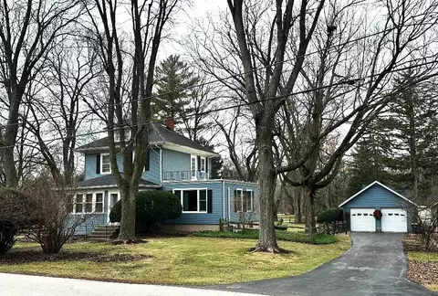 5 N356 Powis Rd, Wayne, IL 60184