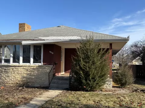 1028 Warren Ave, Belvidere, IL 61008