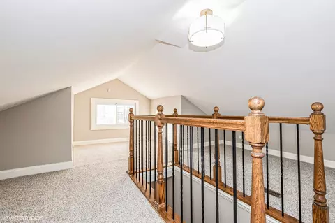 8446 S Oglesby Ave, Chicago, IL 60617 photo 7