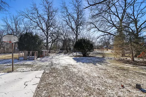 329 W Main St, Cary, IL 60013 photo 36