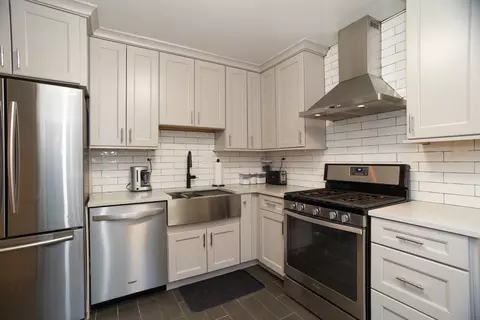 1663 N Vine St, Chicago, IL 60614 photo 6