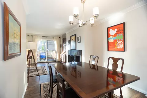 1663 N Vine St, Chicago, IL 60614 photo 10
