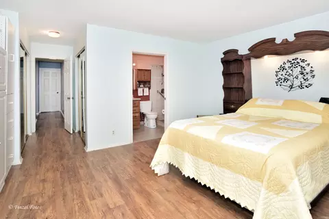 385 Grandview Ct, Algonquin, IL 60102 photo 14