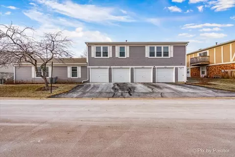 1032 Glouchester Hbr #1032, Schaumburg, IL 60193