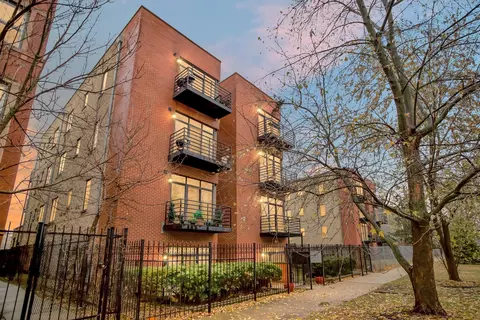 6113 S Kimbark Ave #1S, Chicago, IL 60637