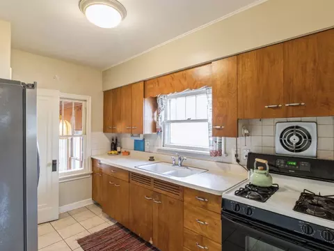 Kitchen - 685 Chester Ave, Elgin, IL 60120 photo 1 of 1