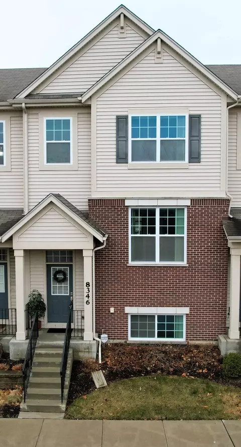 8346 Concord Dr, Morton Grove, IL 60053