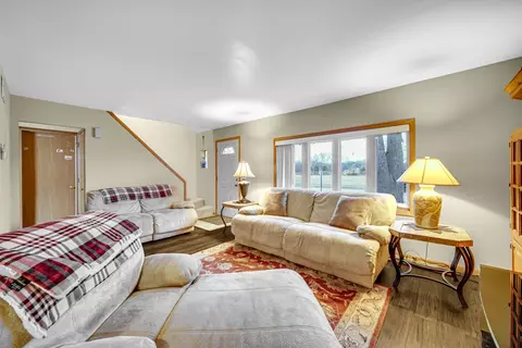 Living - 6748 S 77th Ave, Bridgeview, IL 60455 photo 2 of 2