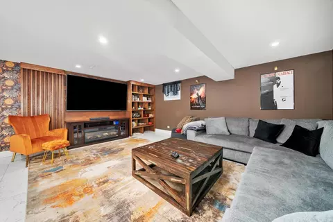 Living - 100 Cheviot Dr, Bartlett, IL 60103 photo 9 of 10