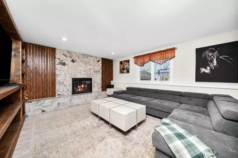 Living - 100 Cheviot Dr, Bartlett, IL 60103 photo 8 of 10