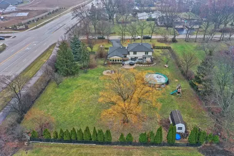 View/Area - 100 Cheviot Dr, Bartlett, IL 60103 photo 3 of 4