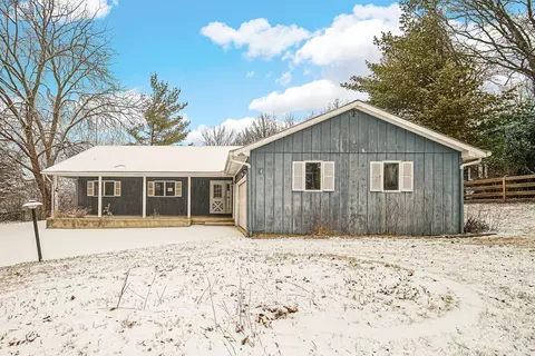 38 W728 Sunset Dr, Saint Charles, IL 60175