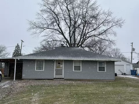 1405 Meriden St, Mendota, IL 61342