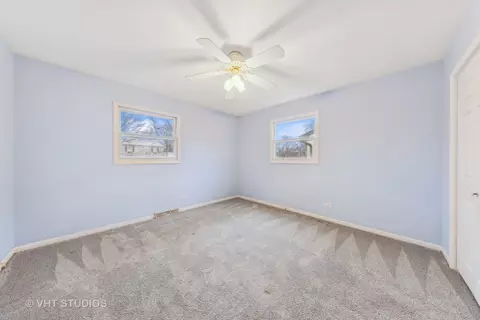 Bedroom - 117 W Bailey Rd, Naperville, IL 60565 photo 2 of 3