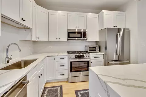 448 N Carpenter St #C, Chicago, IL 60642 photo 7