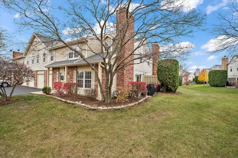 3006 Anton Dr, Aurora, IL 60504 photo 3
