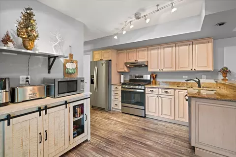 3006 Anton Dr, Aurora, IL 60504 photo 5