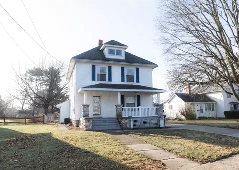 Exterior - 504 E 2nd St, Rock Falls, IL 61071 photo 2 of 11