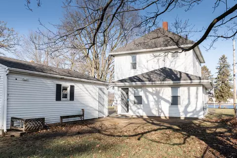 Exterior - 504 E 2nd St, Rock Falls, IL 61071 photo 9 of 11