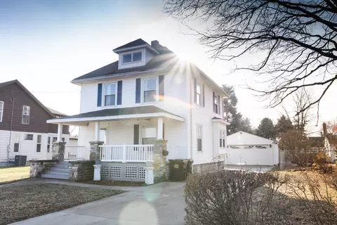 504 E 2nd St, Rock Falls, IL 61071