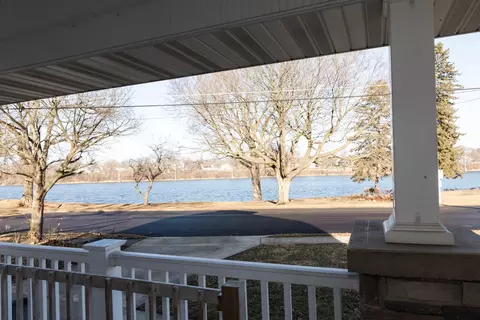 Exterior - 504 E 2nd St, Rock Falls, IL 61071 photo 5 of 11