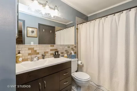 Bath - 42 Forest Ln, Cary, IL 60013 photo 2 of 2