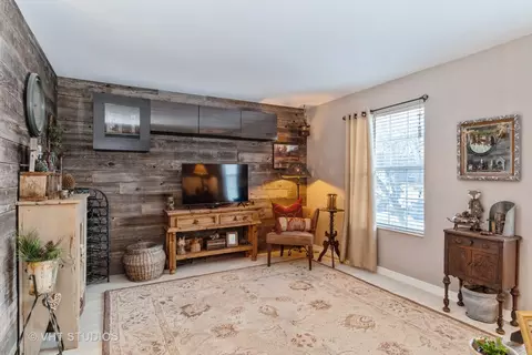 Living - 42 Forest Ln, Cary, IL 60013 photo 3 of 3