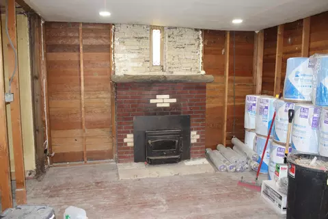 Living - 137 Park Rd, Lakemoor, IL 60051 photo 1 of 1