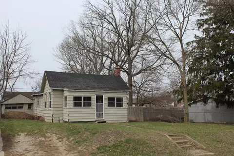 Other - 137 Park Rd, Lakemoor, IL 60051 photo 2 of 7