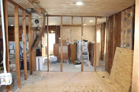 Entry Way - 137 Park Rd, Lakemoor, IL 60051 photo 1 of 1
