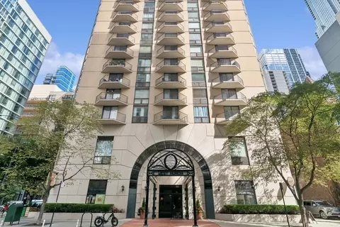 70 W Huron St #1502, Chicago, IL 60654
