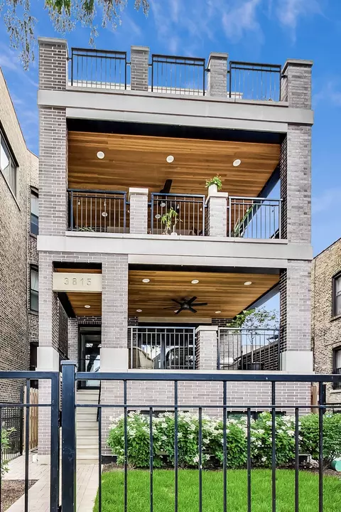 3815 N Lakewood Ave #1E, Chicago, IL 60613
