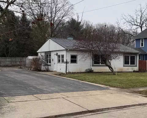 333 Elm St, Marengo, IL 60152