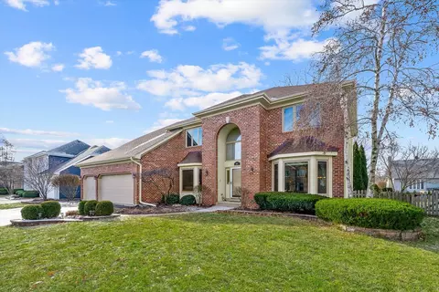 1555 Branford Ln, Naperville, IL 60564