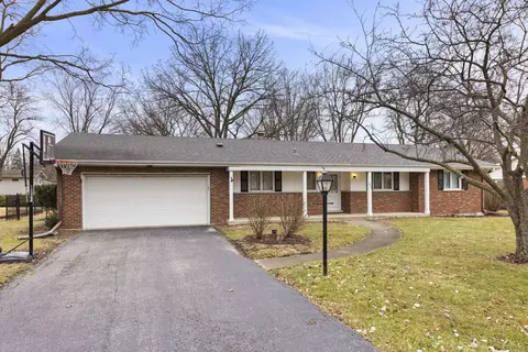 830 Victor Rd, Aurora, IL 60505
