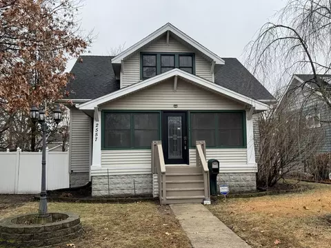 2557 Indiana Ave, Lansing, IL 60438
