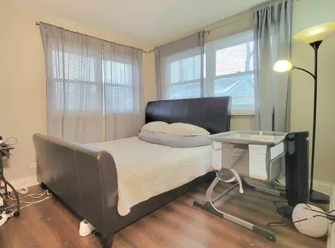 Bedroom - 705 W Dowell Rd, Mchenry, IL 60051 photo 2 of 3