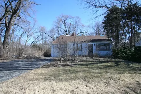 8 S139 Madison St, Burr Ridge, IL 60527