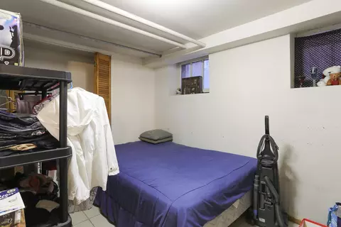 Bedroom - 2012 W Greenleaf Ave, Chicago, IL 60645 photo 5 of 5
