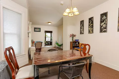 Dining - 2012 W Greenleaf Ave, Chicago, IL 60645 photo 3 of 4