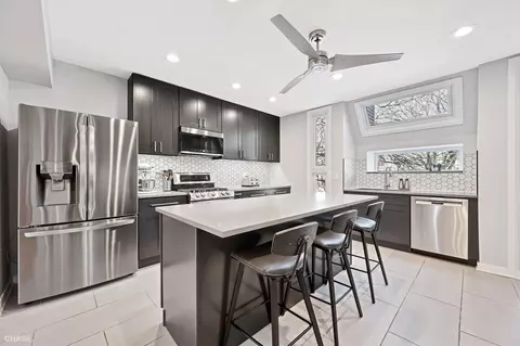 Kitchen - 1158 E 49th St, Chicago, IL 60615 photo 3 of 3