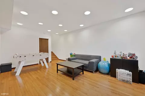 Other - 1158 E 49th St, Chicago, IL 60615 photo 5 of 6