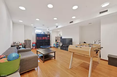 Other - 1158 E 49th St, Chicago, IL 60615 photo 4 of 6
